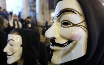 Anonymous asalta página de Interpol