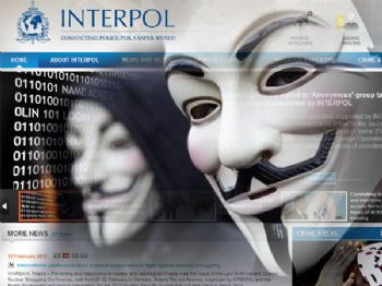 Tras los arrestos, Anonymous hackeó la web de Interpol